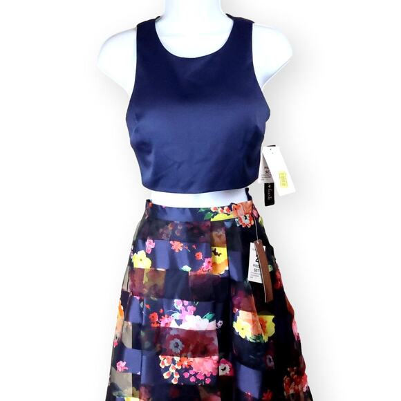 Sequin Hearts Juniors Navy Floral Formal Ball Gown 2-pc SZ 1 NWT - Picture 11 of 11